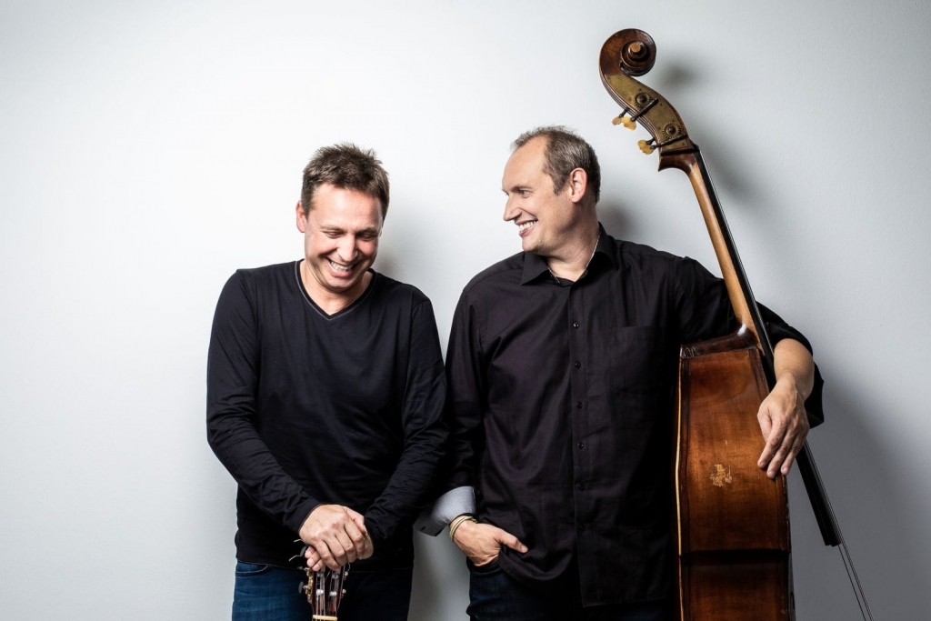 Das Duo „The 10String Orchestra“ ist zu Gast in Lucklum