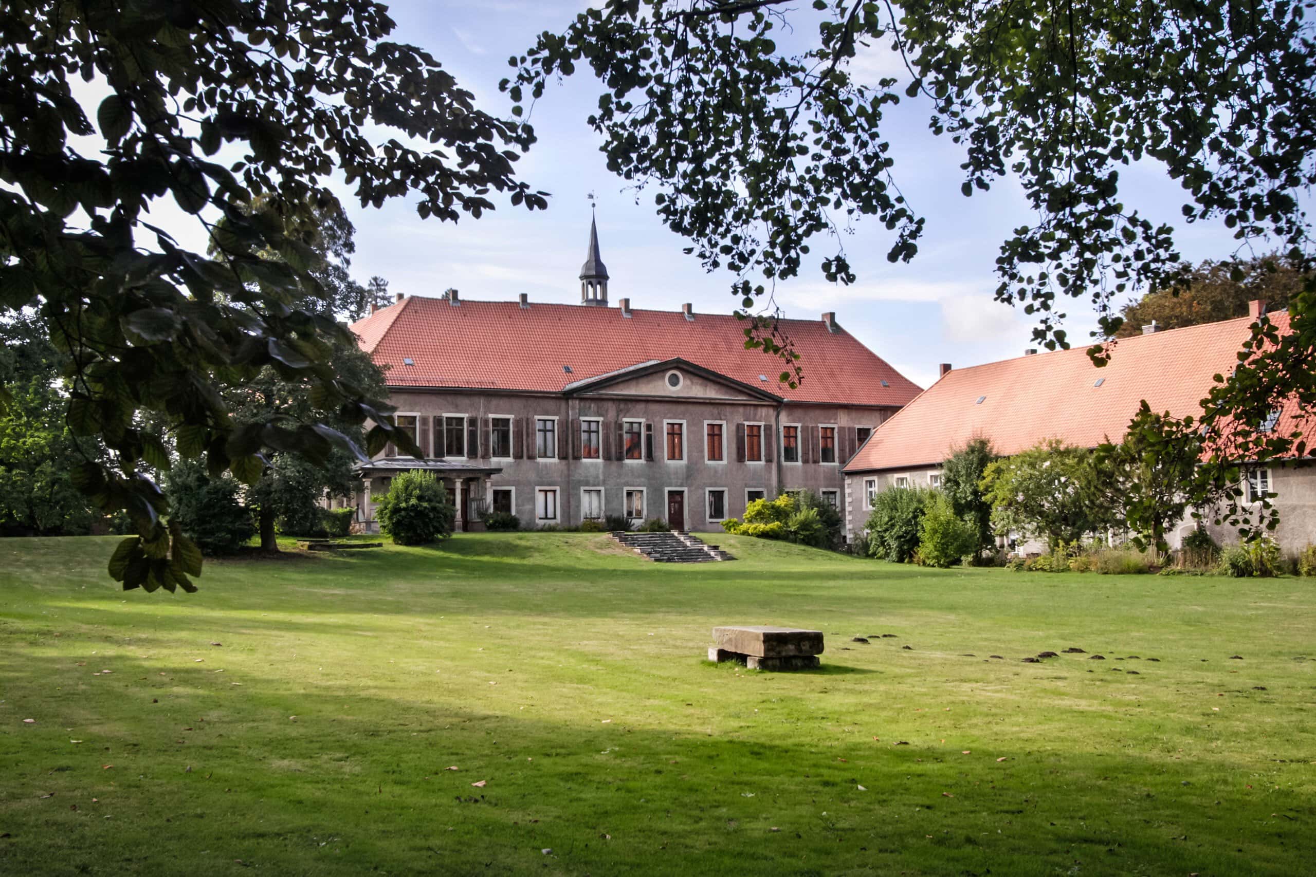 Rittergut Lucklum Parkansicht